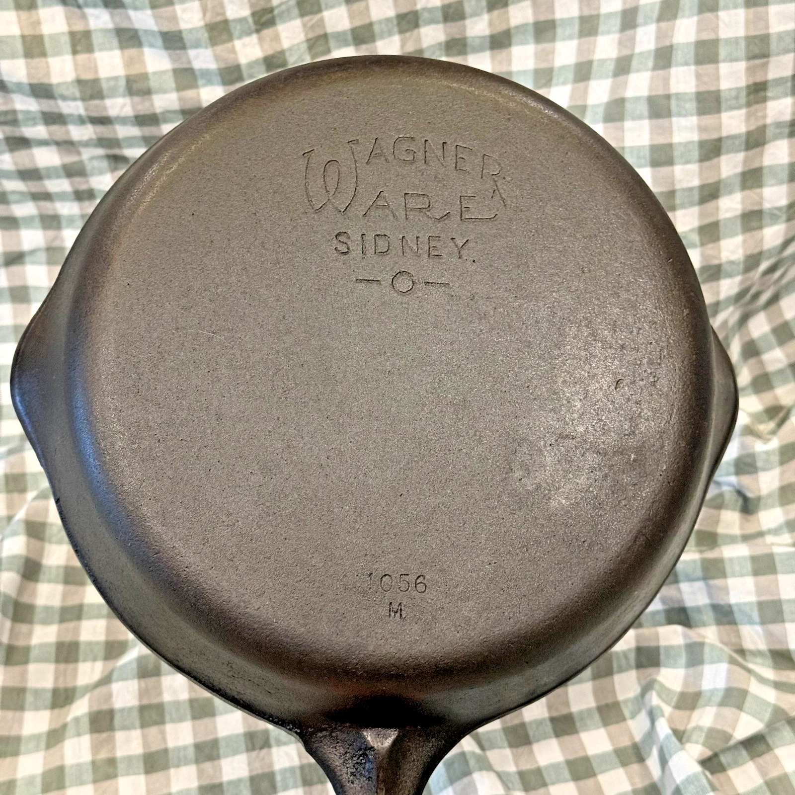 Restored Wagner Ware Sidney 0 1056M #6 Cast Iron Skillet Sits Flat Ready to Use