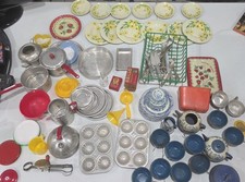 Vintage Toy Kitchen Cookware Lot Little Bo Peep Blue Willow Tin Aluminum Dishes