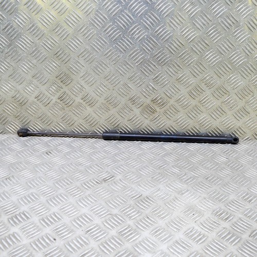 VOLKSWAGEN PASSAT Variant B8 Gasdruckfeder hinten Heckklappendeckel 3G9827550A