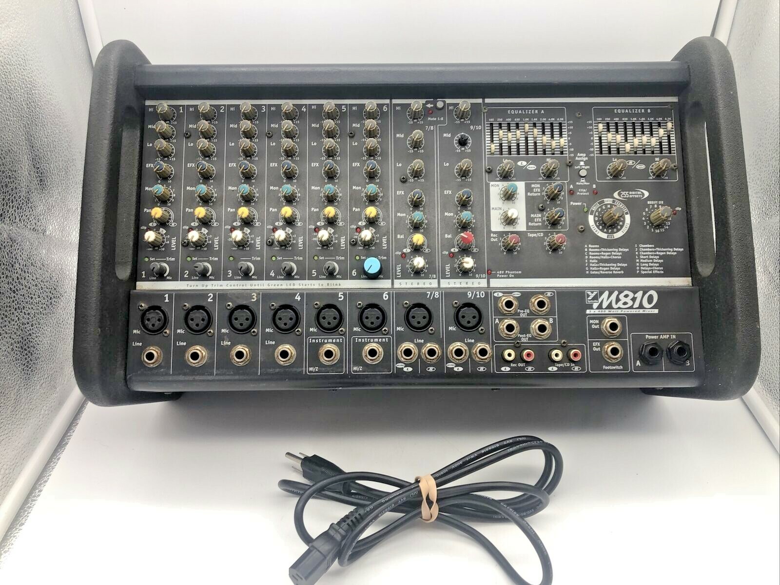 Yorkville M810 10 Channel 2 X 400 Watt Compact FX Audio Mixer UNTESTED