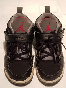 jordan flights trainers