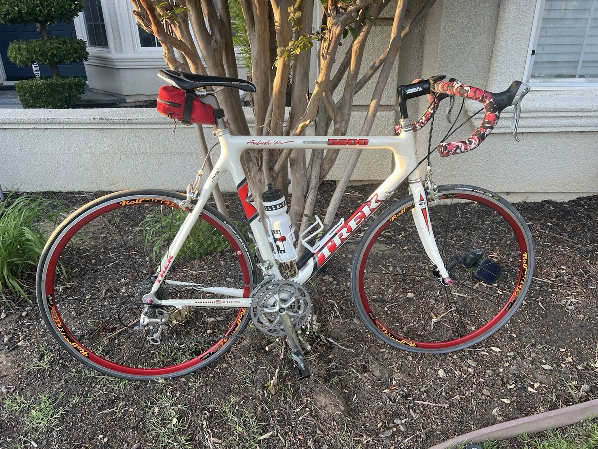 Bike - Trek 5200 OCLV 60cm, Carbon Fiber. Gently used, very Low