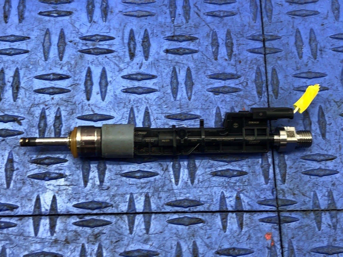 2019-2023 BMW M850I 4.4L ENGINE FUEL INJECTOR 0261500485 OEM 2022 