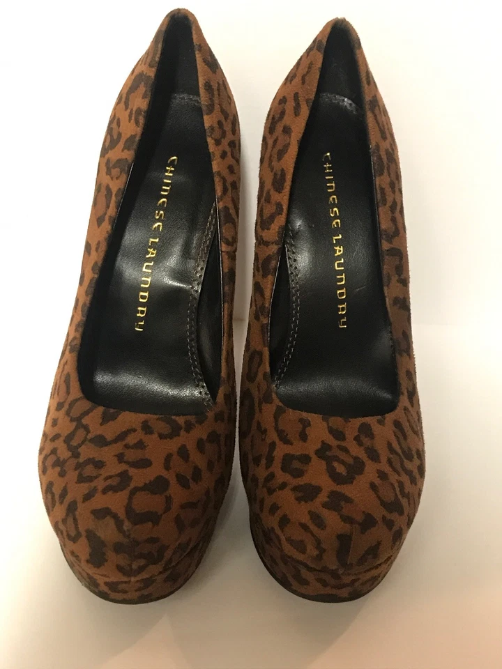 Womens Stilettos High Heels Leopard Cheetah Animal Print Closed Toe Size 6.5 - Image 3 of 4