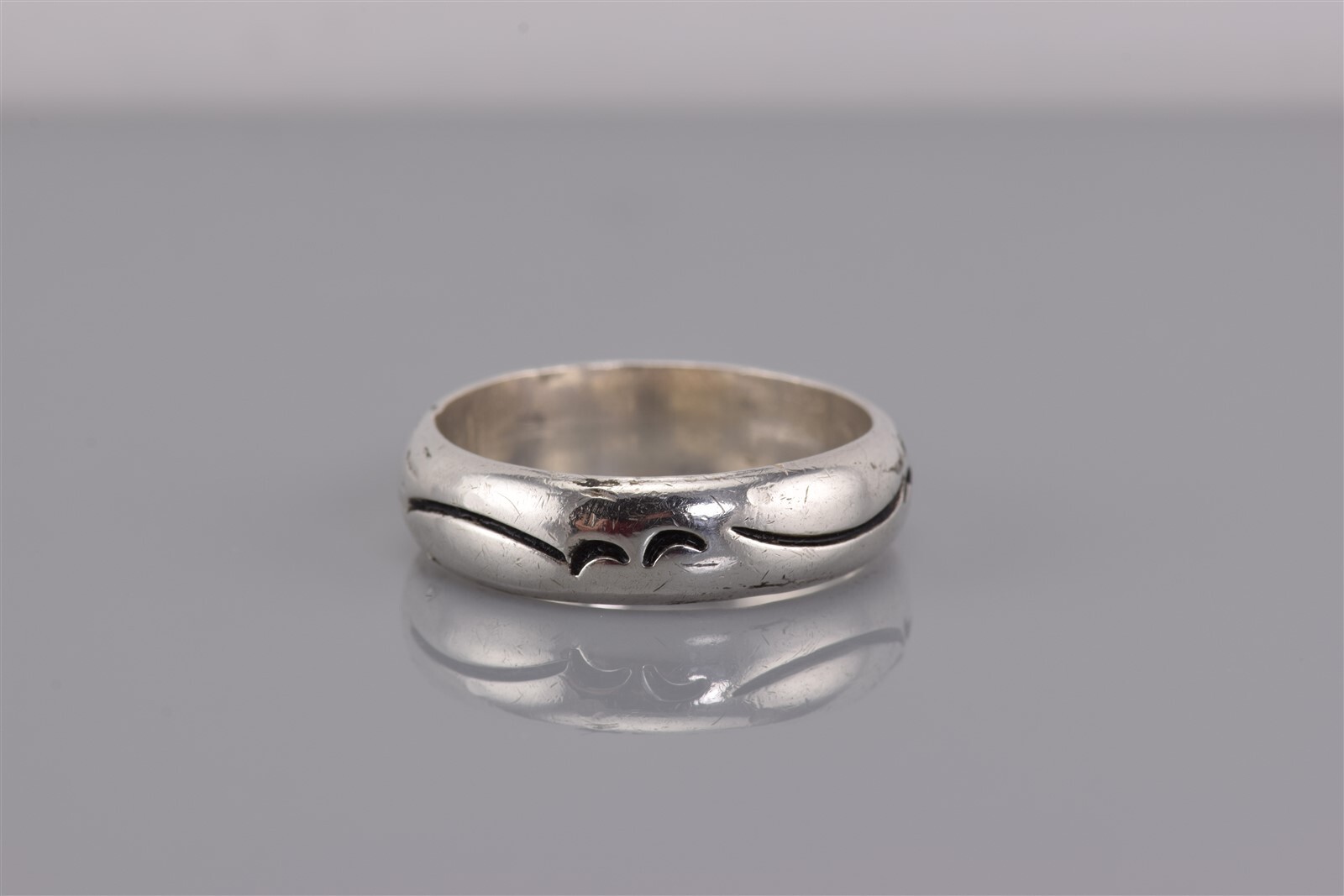 Sterling Silver 6mm Solid Carved Wispy Swirled Ba… - image 1