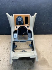 2010-2013 Land Rover Lr4 Center Console Audio Control Switch Shifter Trim N0423