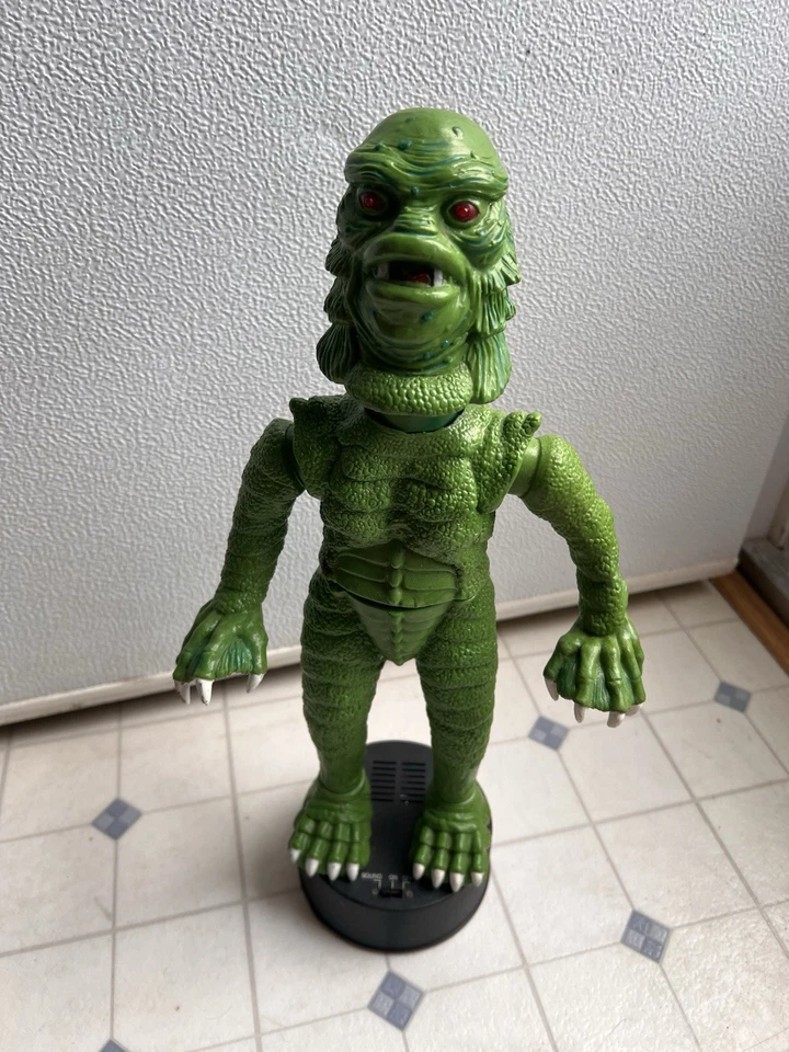 Creature from the Black Lagoon Collectible Figurine with Stand - Image 3 of 4
