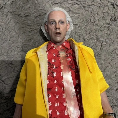 Hot Toys Doc Back To The Futur - Photo 1/3