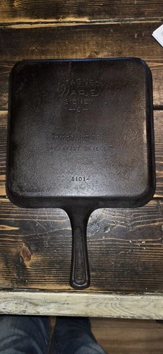 Rare Wagner Ware  Sydney O Bacon & Eggs Cast Iron Breakfast Skillet