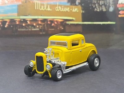 American Graffiti 1932 Ford V8 Deuce Coupe Hot Rod 1/64 Scale