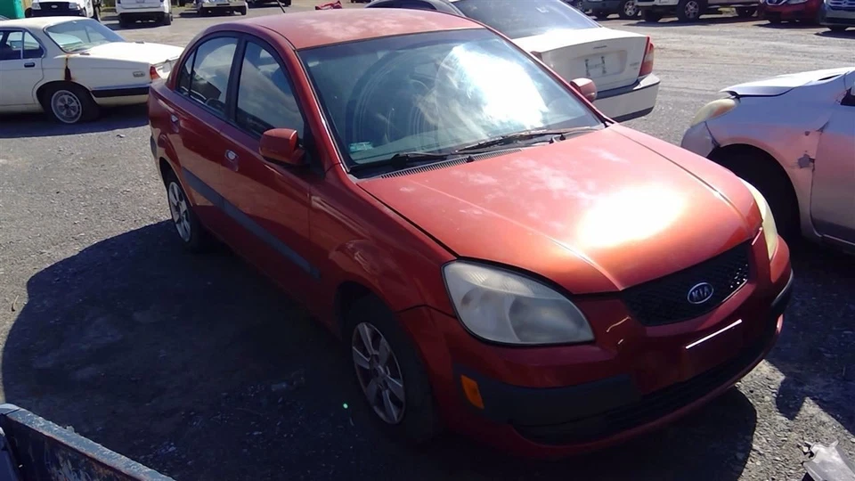 Faro izquierdo conductor compatible 06-08 RIO 242244 Foto 3 de 4