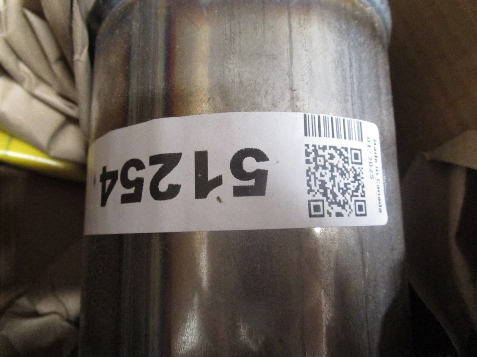 Pair Fit INFINITI QX4 3.3L 1997-2000 Front Catalytic Converters LEFT and Right - Image 2 of 4