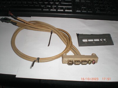 SAN DHING PC Frontpanel  3x USB + 2x Klinke 3,5mm Audio