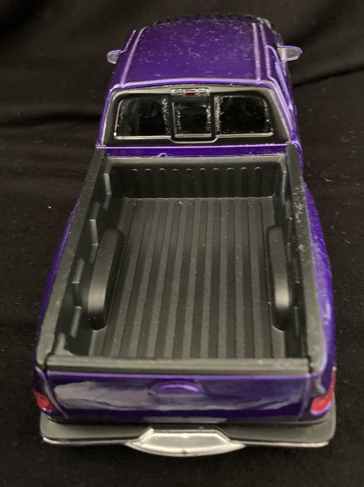 Picture 2 of 9