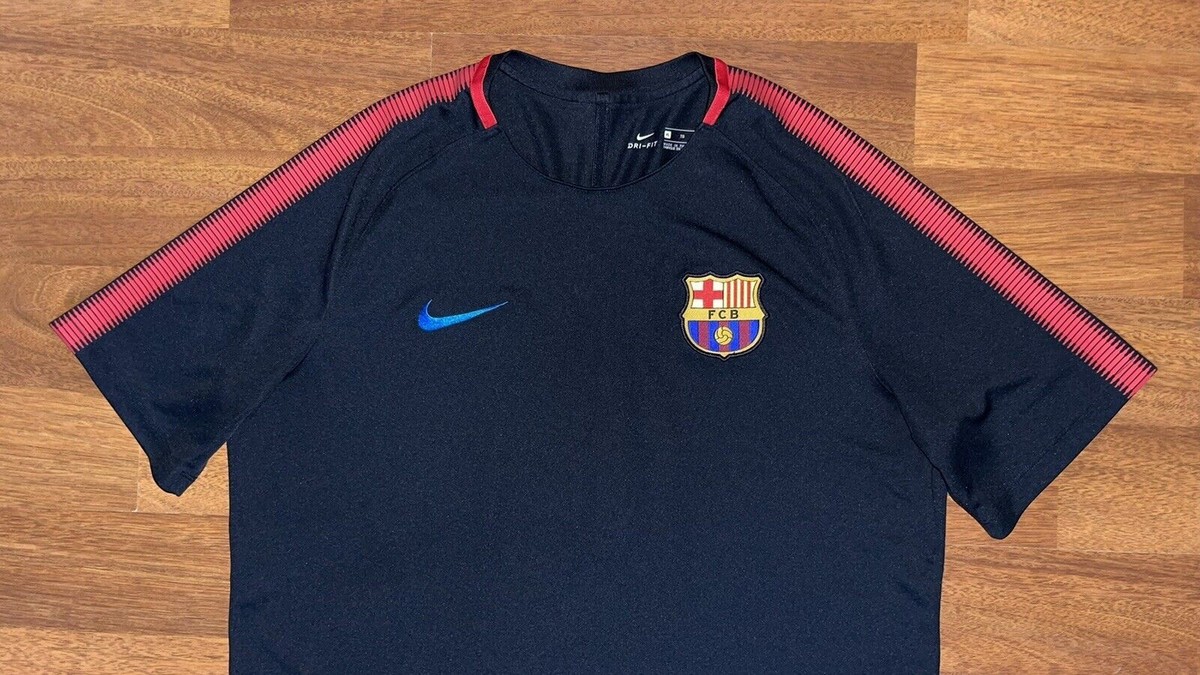 BARCELONA NIKE 2017/2018 FOOTBALL SOCCER TRAINING JERSEY SIZE “XL