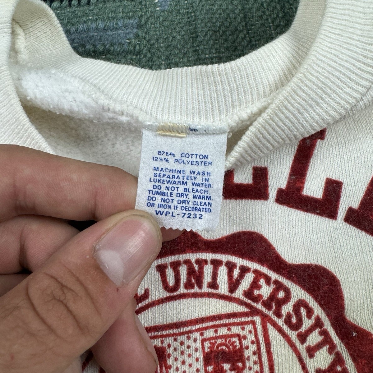 Vintage 60s Cornell University Flock Print College Crewneck Vintage 60s Cornell University Flock Print College Crewneck