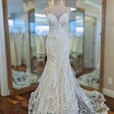 Spaghetti Straps Wedding Dresses for Bride Lace Appliques Sleeveless Mermaid