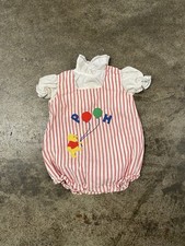 Vintage 80  s Winnie The Pooh Baby Sears Perma-Prest