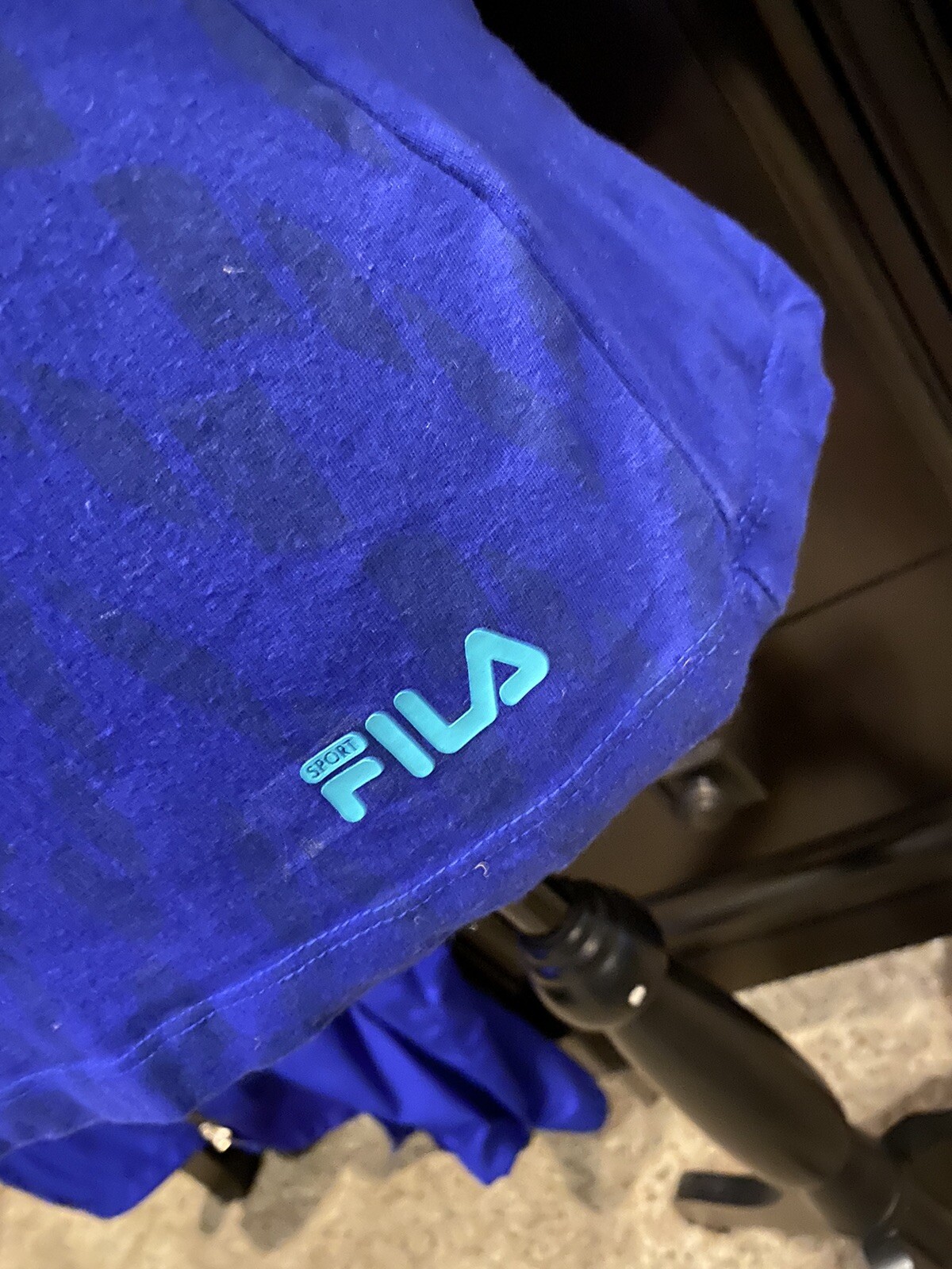 Giacca running Fila con cappuccio leggerissima donna media con maglietta abbinata