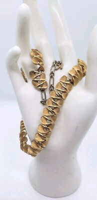 Vintage Necklace Gold Textured Wavy Loops Signed Kramer K Dangle Rare Fancy