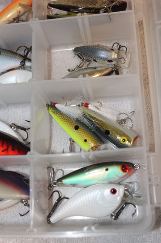 Plano Stowaway series 3700 with lures - Picture 3 of 5