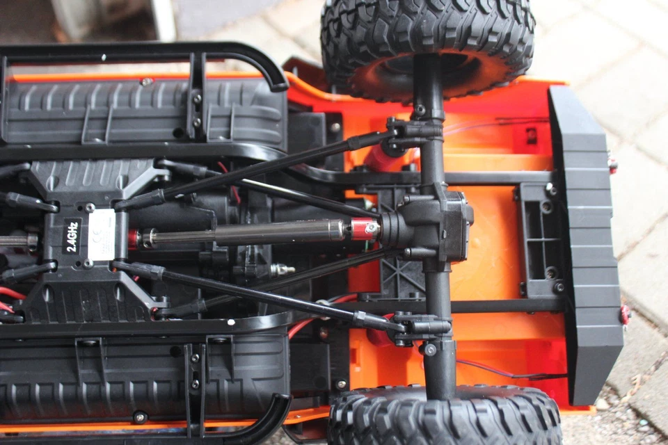 Double E FM101 orange Landrover Defender Crawler 4WD RTR 1:8 RC Auto Wagon NEU - Bild 2 von 4