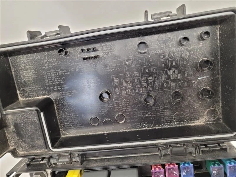 Dodge Caravan TIPM 2015-2020 módulo de alimentación totalmente integrado caja de fusibles 68239606AA Foto 4 de 4