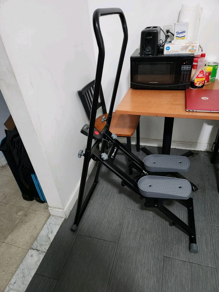 New Seanlee Core Aerobics Stair Stepper Climber For $80.00 - Image 3 of 3