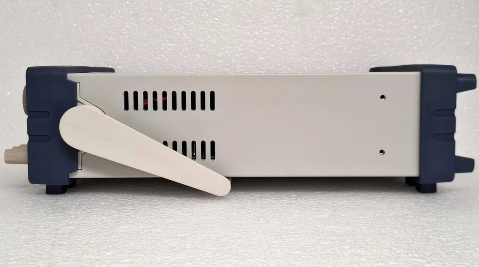 BK Precision / Sefram BK9202 Programmable Bench Power Supply 60V, 15A, 360W - Image 4 of 4