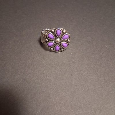 Best Pick Paparazzi - Me Calle Lily Purple Flower Ring (Color Silver Purple)