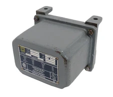 NEW SQUARE D 9013-GSW-2 PRESSURE SWITCH SER.C 9013GSW2
