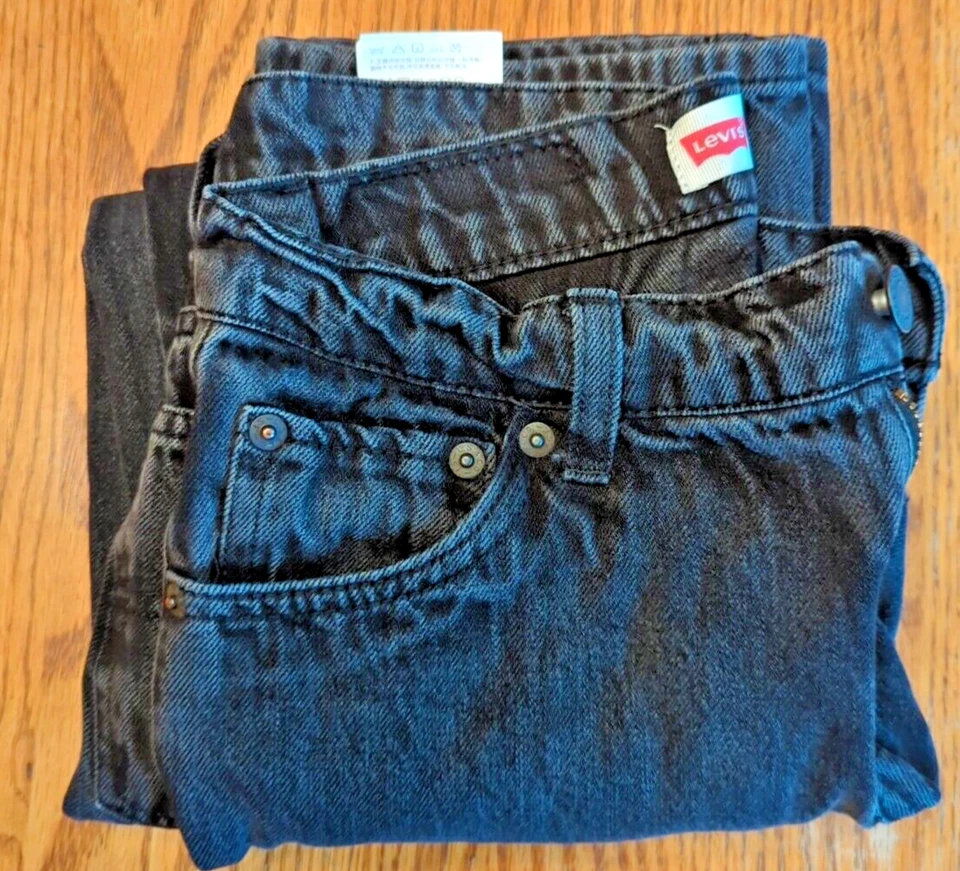 Jeans Levi’s 502 Regular Taper Talla 14 Reg 27x27 Negro Rojo Pestaña Usados en Excelente Condición Foto 2 de 4