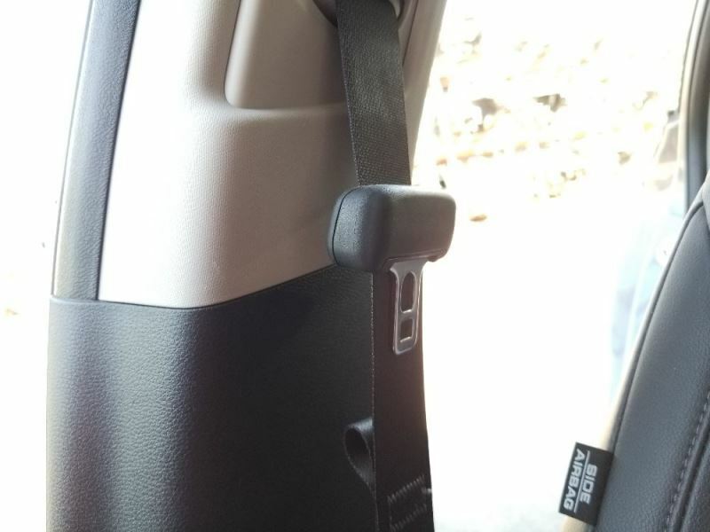 Actualizar 60+ imagen how to stop seat belt flapping jeep wrangler