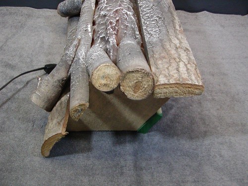 GHP GROUP ELEKTRISCH BELEUCHTETER KAMIN MIT HOLZSCHEITEN UND KNISTERNDEM GERÄUSCH - Bild 6 von 13