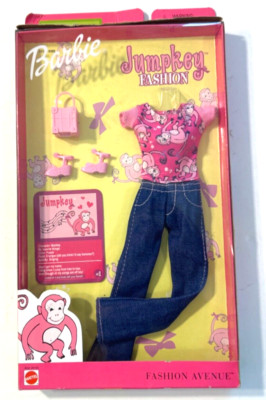 Mattel Barbie Fashion Avenue Clothes Jumpkey Doll Accessory Set 2001