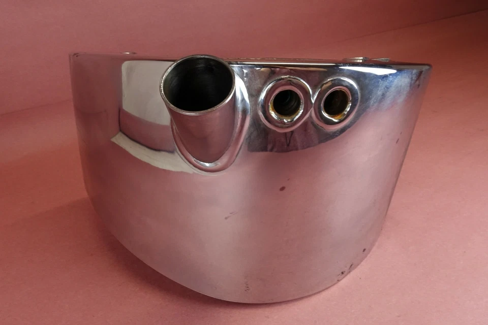 Масляный бак 2007-2017 Harley Davidson Heritage Softail FLSTC - Изображение 2 из 4