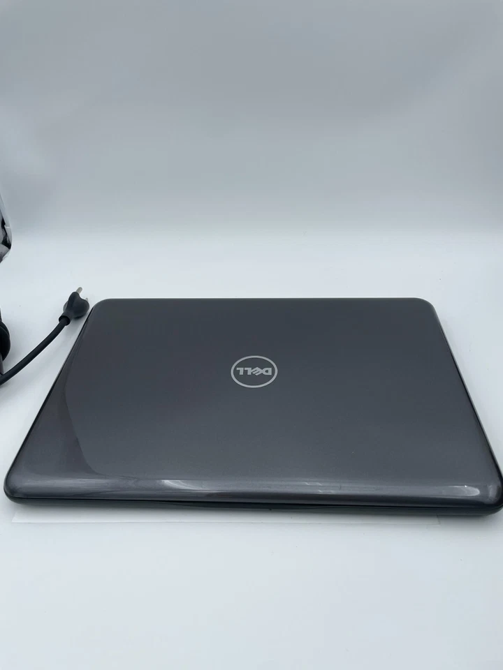 Laptop Dell Latitude 3380 4GB 128GB SSD i3-6006U CPU @ 2.00GHz Windows 10 Pro - Image 3 of 4