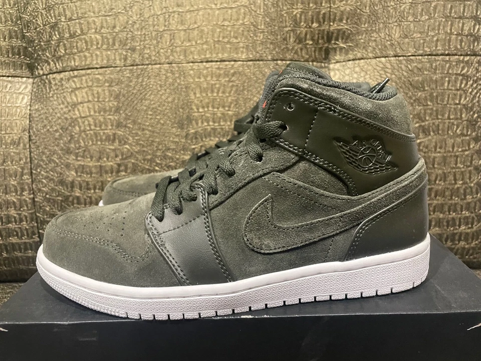 AIR Jordan 1 Mid Sequoia Max Naranja 554724-302 TALLA 8 NUEVO Foto 3 de 4