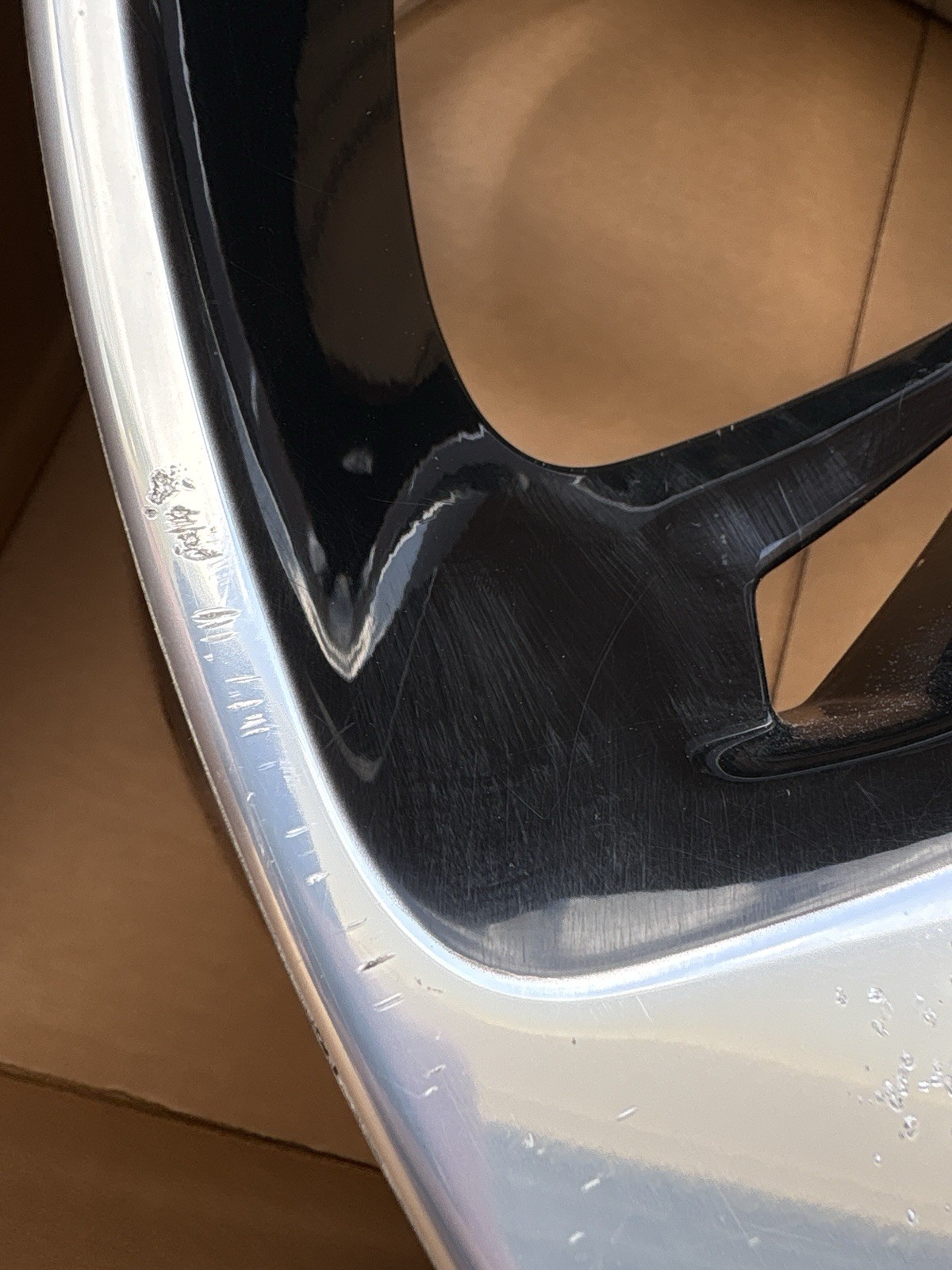Bentley Bentayga 2017-2021 Left Wheel