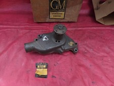 Nos 1957-61 Corvette Short Water Pump Gm 3738493 W Vintage Gold Label Box Nos 1957-61 Corvette Short Water Pump Gm 3738493 W Vintage Gold Label Box