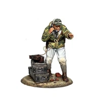 LWG039 German Officer with Field Phone by First Legion