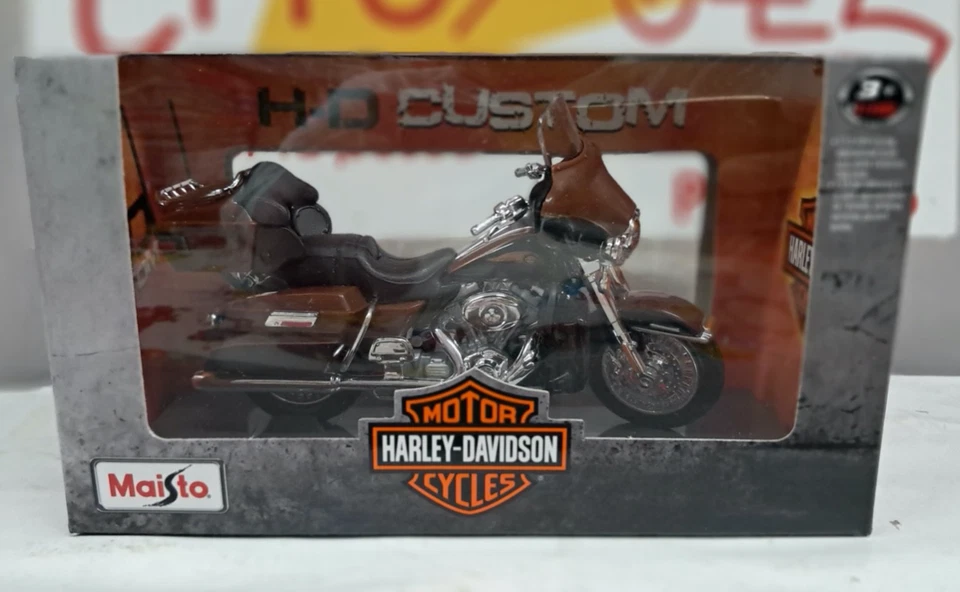 MAISTO 1/18 - HARLEY DAVIDSON 2013 FLHTK ELETTRA GLIDE ULTRA LIMITED - Immagine 2 di 2