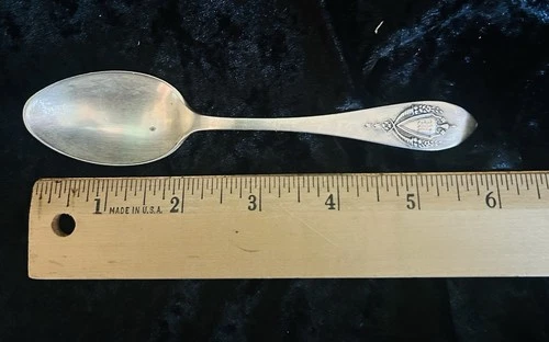 Lunt Antique Mount Vernon Sterling Silver Spoon with Monogram