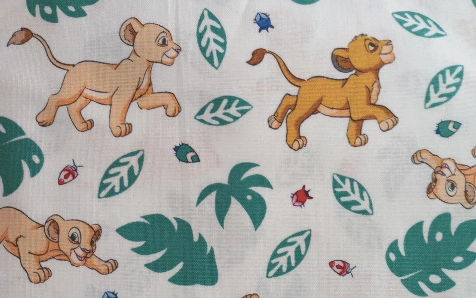 Disney lion king simba fun fabric leaves 11 by 10 inch new - Image 2 of 2