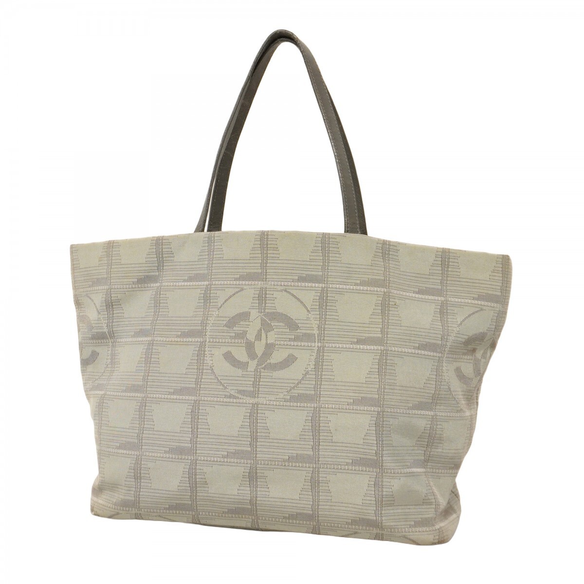 CHANEL 5GB1741 Gray Nylon Tote Bag with Silver Hardware Pre-Owned Travel Bag for Women