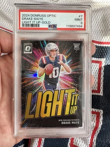 2024 Donruss Optic Drake Maye Light It Up Gold #2/10 PSA 9