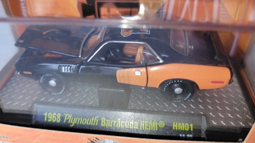 M2 MACHINES 1:64 50 YEARS OF HEMI- 2 CARS - RARE MISPRINT - DAYTONA AND CUDA - Picture 4 of 13
