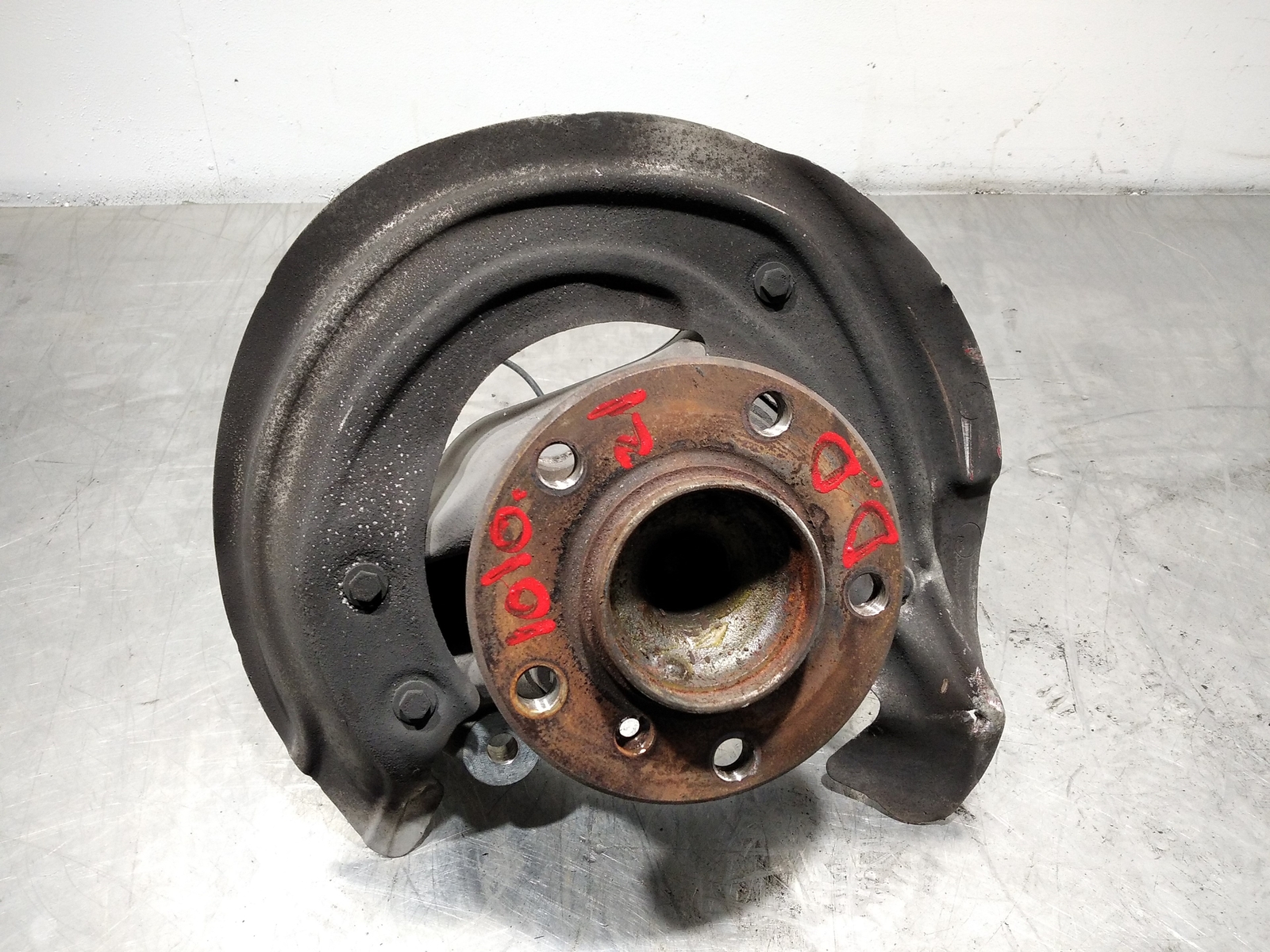 31216792286 FRONT RIGHT KNUCKLE / ABS / 1059101 FOR BMW SERIE 1 