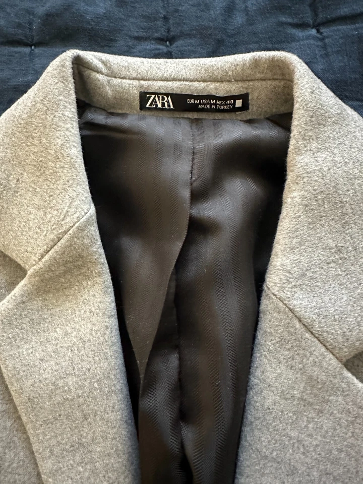 Zara Men’s Grey Trench Coat sz M - Image 4 of 4