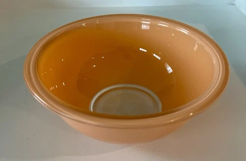 Vintage Pyrex Orange Mixing Bowl  323  USA  Corning NY.  1.5 L